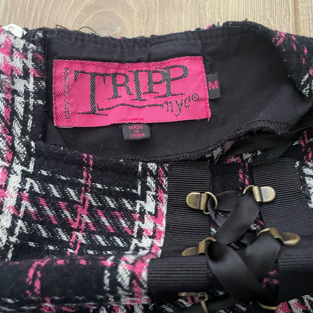 TRIPP NYC PLEATED SKIRT